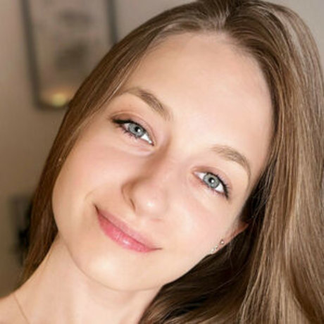 Lisadere high quality model photo