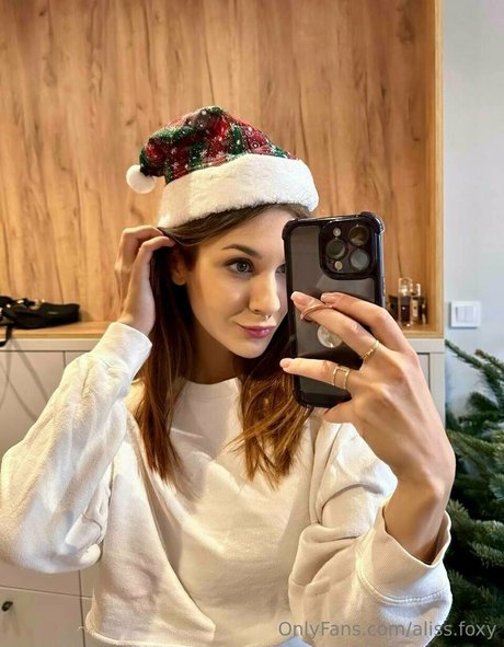 aliss foxy model img