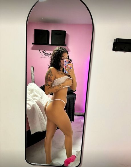 Merith Aranda hot model pics