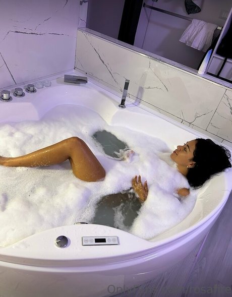 Merith Aranda star adult gallery