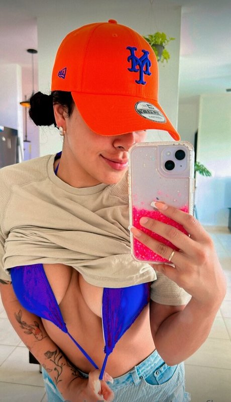 Merith Aranda model art picture