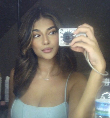 Deena Uddin perfect actress pic