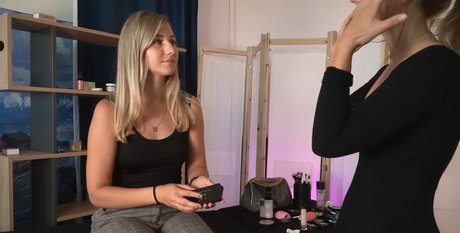 Kewas Asmr naked star photos