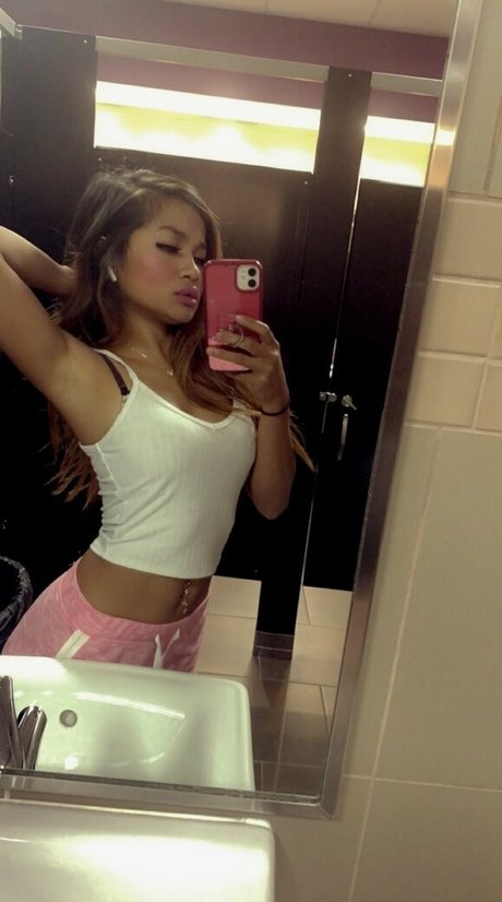 cutieonline11 perfect pornstar pictures