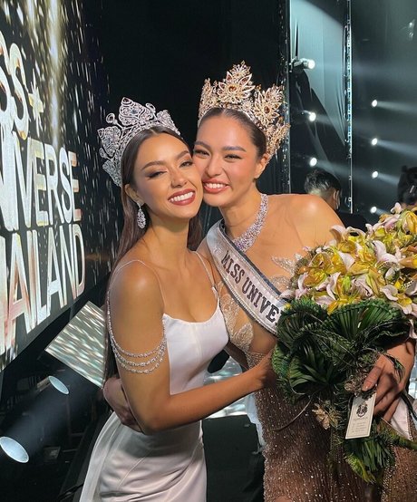 Amanda Obdam nude star pics