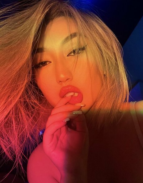 Jin ray exclusive pornstar photo