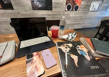 kelseyannefree art star photo