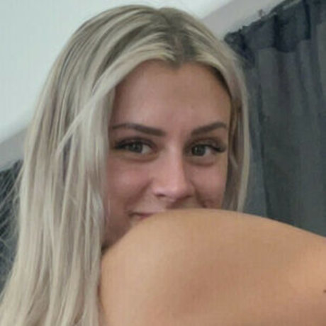 Gainsbygoose model pretty galleries