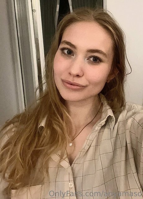 BrandyHelga model gallery