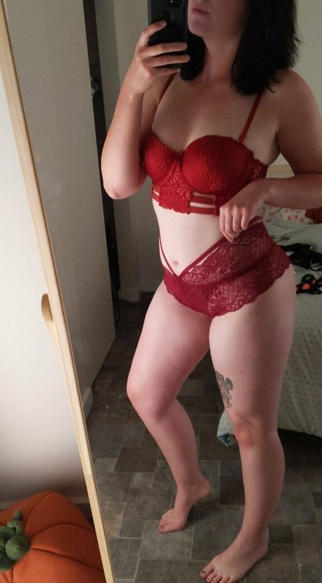 peachbellini nude pornstar gallery