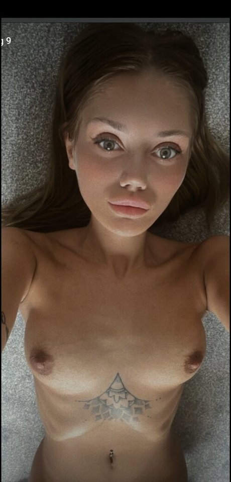 blondebombshell4600 model top pictures