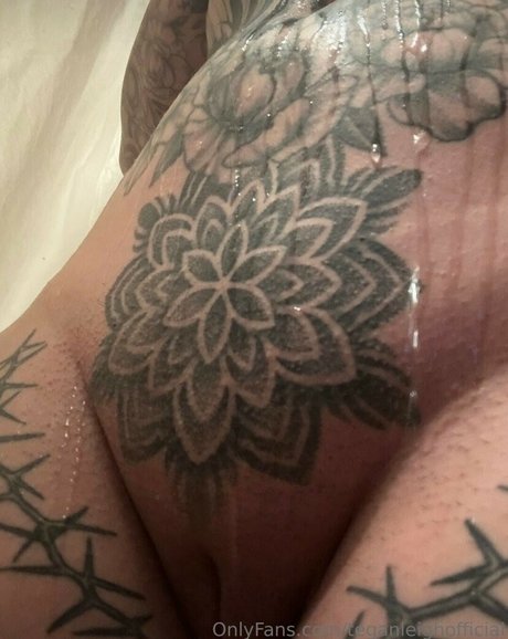 Teganleighofficial sexy star galleries