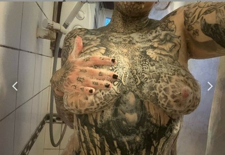 Teganleighofficial star adult pictures