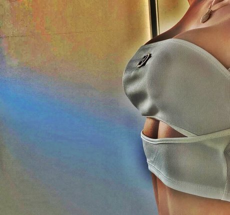 Dapariz exclusive star pictures