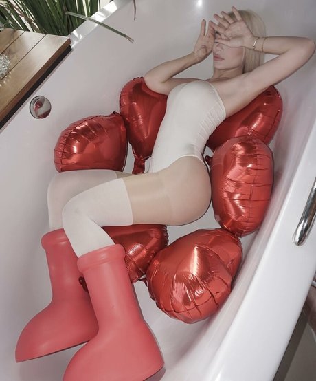 Dapariz exclusive model gallery