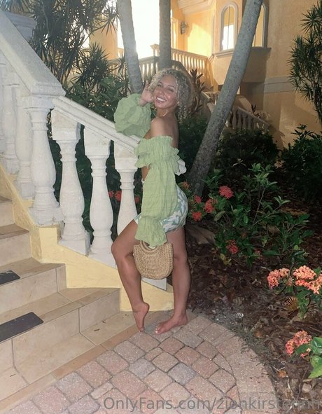 kyliezion pornstar free picture