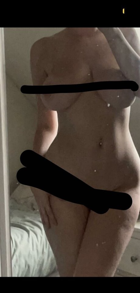 Layla Dream model sexy gallery