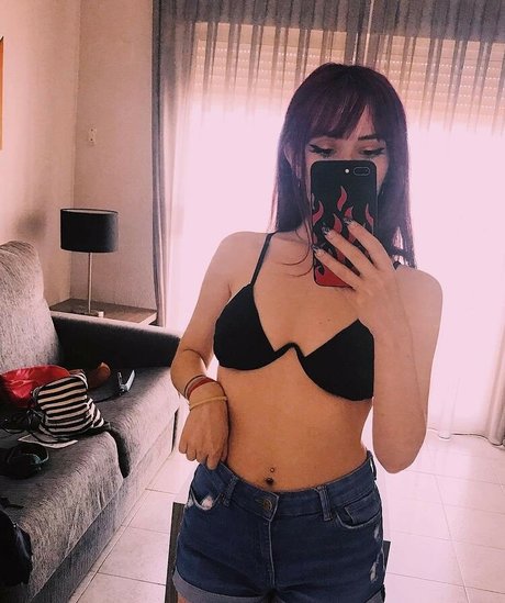 elyshuri pretty actress pics