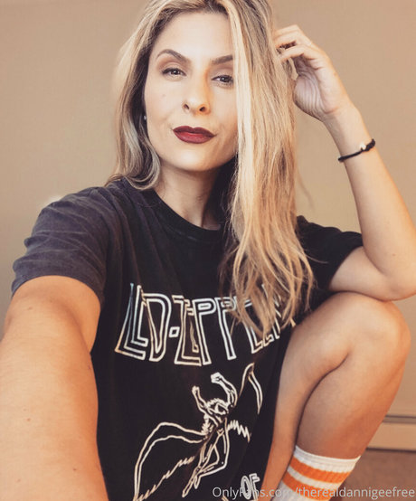 missdannigibson hd star picture