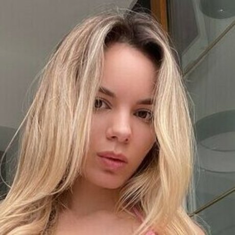 Baby Nadin model sex picture