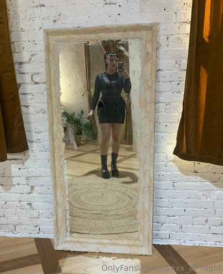 nyxxx at night xxx pornstar pictures