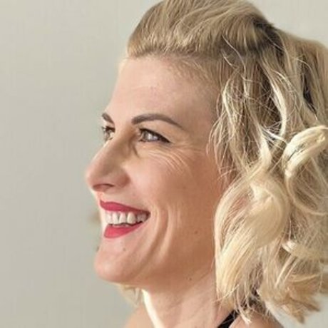 Miss Sunny Mood pornographic actress pictures