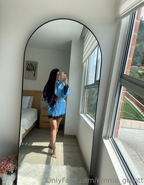 grant emma model exclusive picture