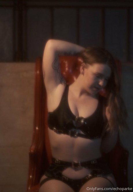 echoparke erotic star img