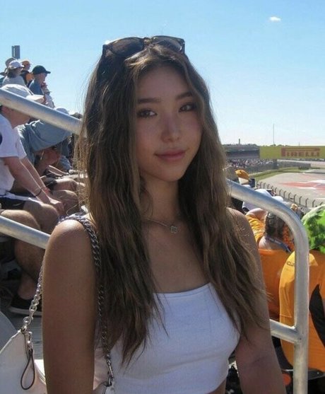 Ruby Eum star nudes photos