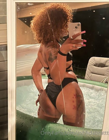 ashhdabrattt pornstar beautiful gallery