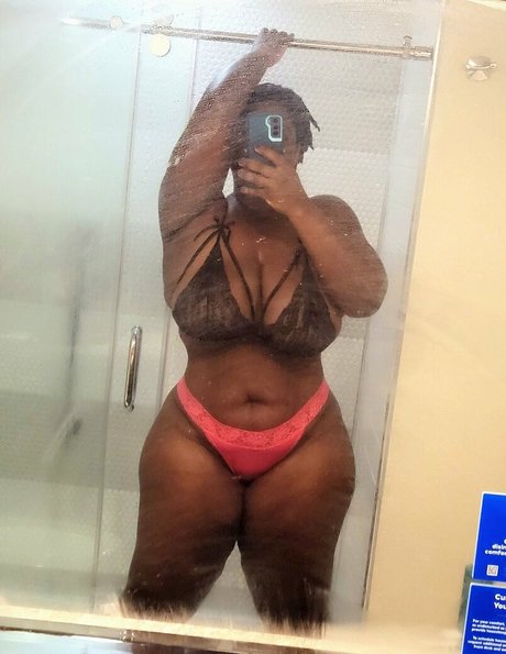 Marvelouslythiq model naked galleries