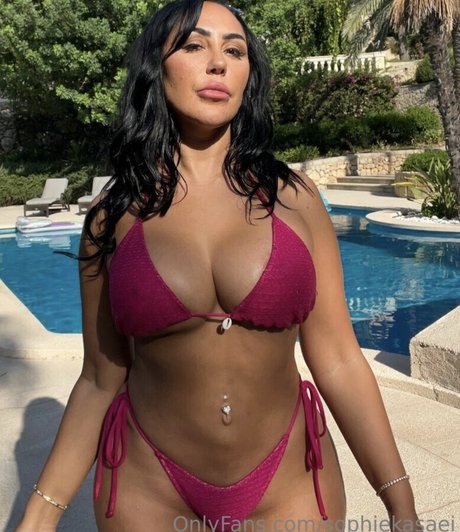 Sophie Kasaei free model img