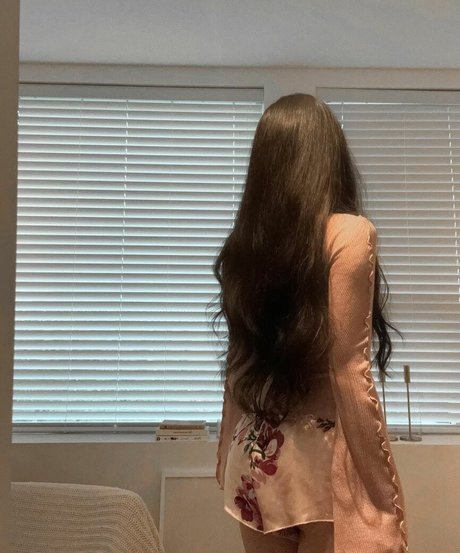 daisydslee hot model pictures