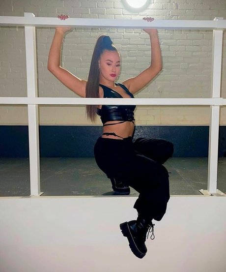 Sydney Etherington pornstar nudes galleries