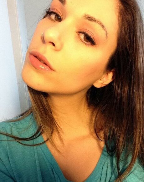 adrienneadora pretty actress photo