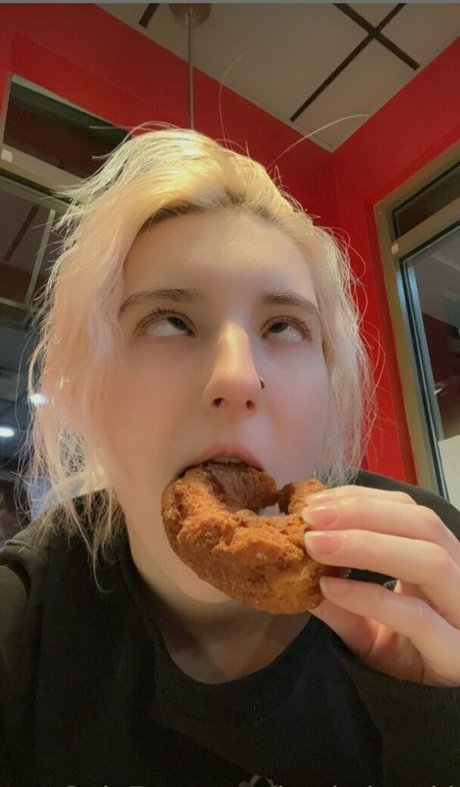 striptease onlyfans free naked picture