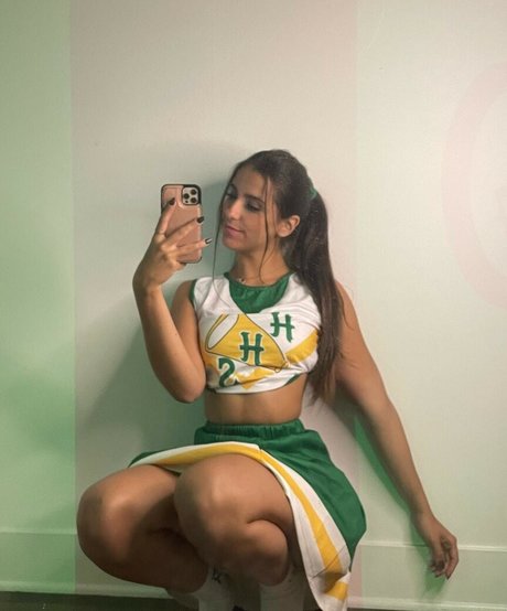 Teddybearosito porn actress gallery