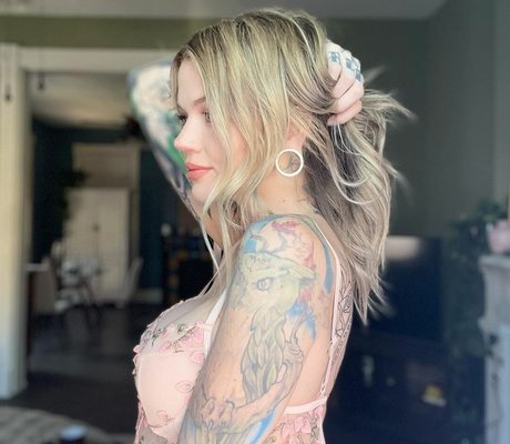 ohioliz sexy pornstar picture