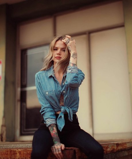 ohioliz high quality pornstar images