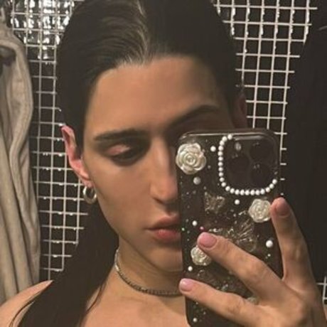 arca1000000 xxx pornstar pictures