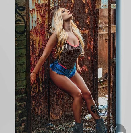 Ebunnz pornstar nudes archive