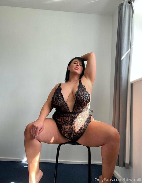 deleteduser20233 model nude picture