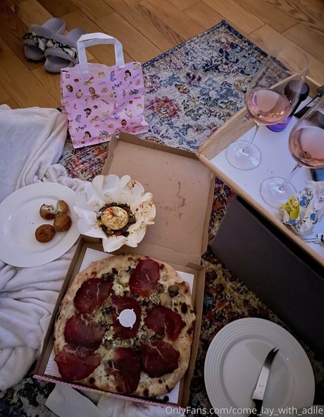 come lay with adile profile pic