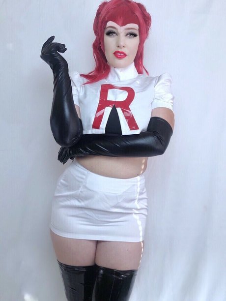 LisaLouWho xxx model images