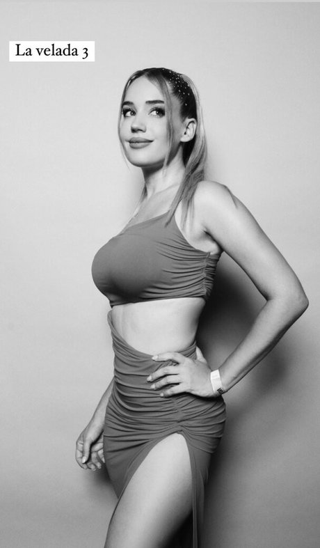 llunaclark best actress pics