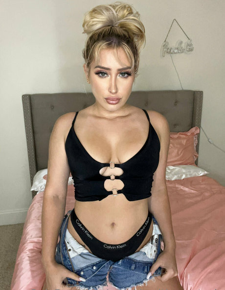 snackinwithanastasia exclusive pornstar gallery