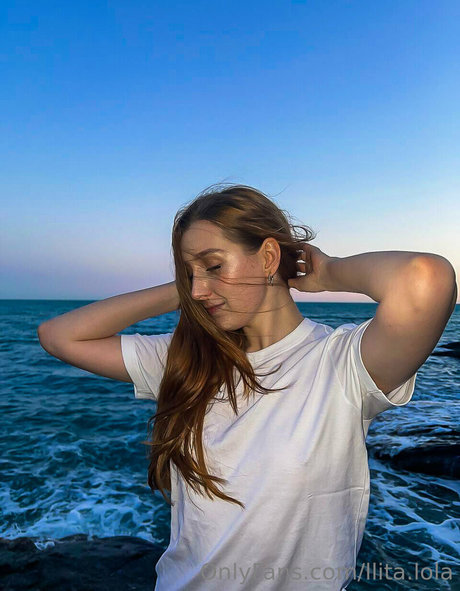 llita lola art star img