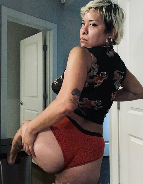 mirari mata model sex pics