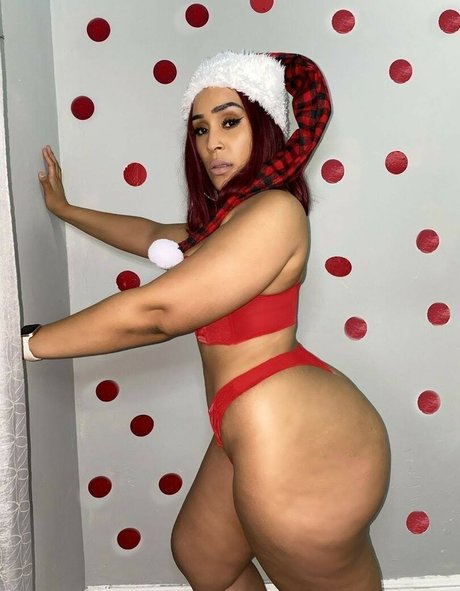 Beckkywylin art actress photos