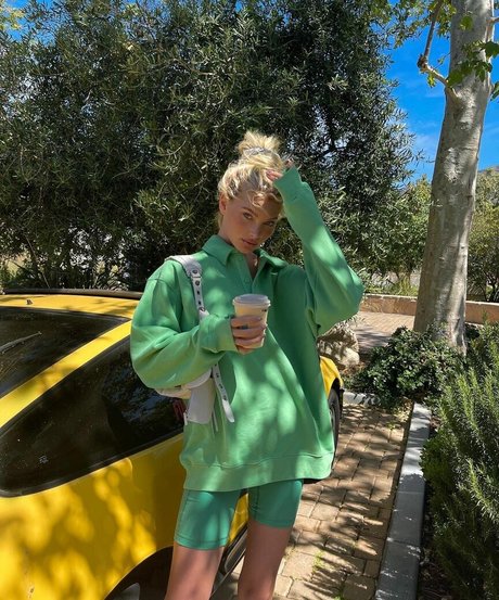 Elsa Hosk pornstar free photo